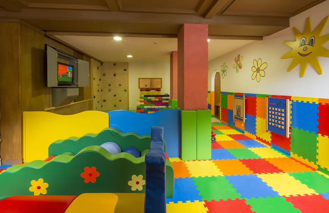 Hotel Cristallo - Wellness Mountain Living-1
